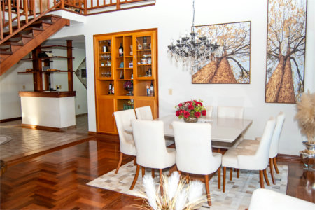CASA ALTO PADRÃO - BAIRRO NOBRE