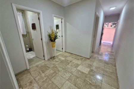Casa à venda com 4 suítes no condomínio Villa Viana II, Cotia - SP