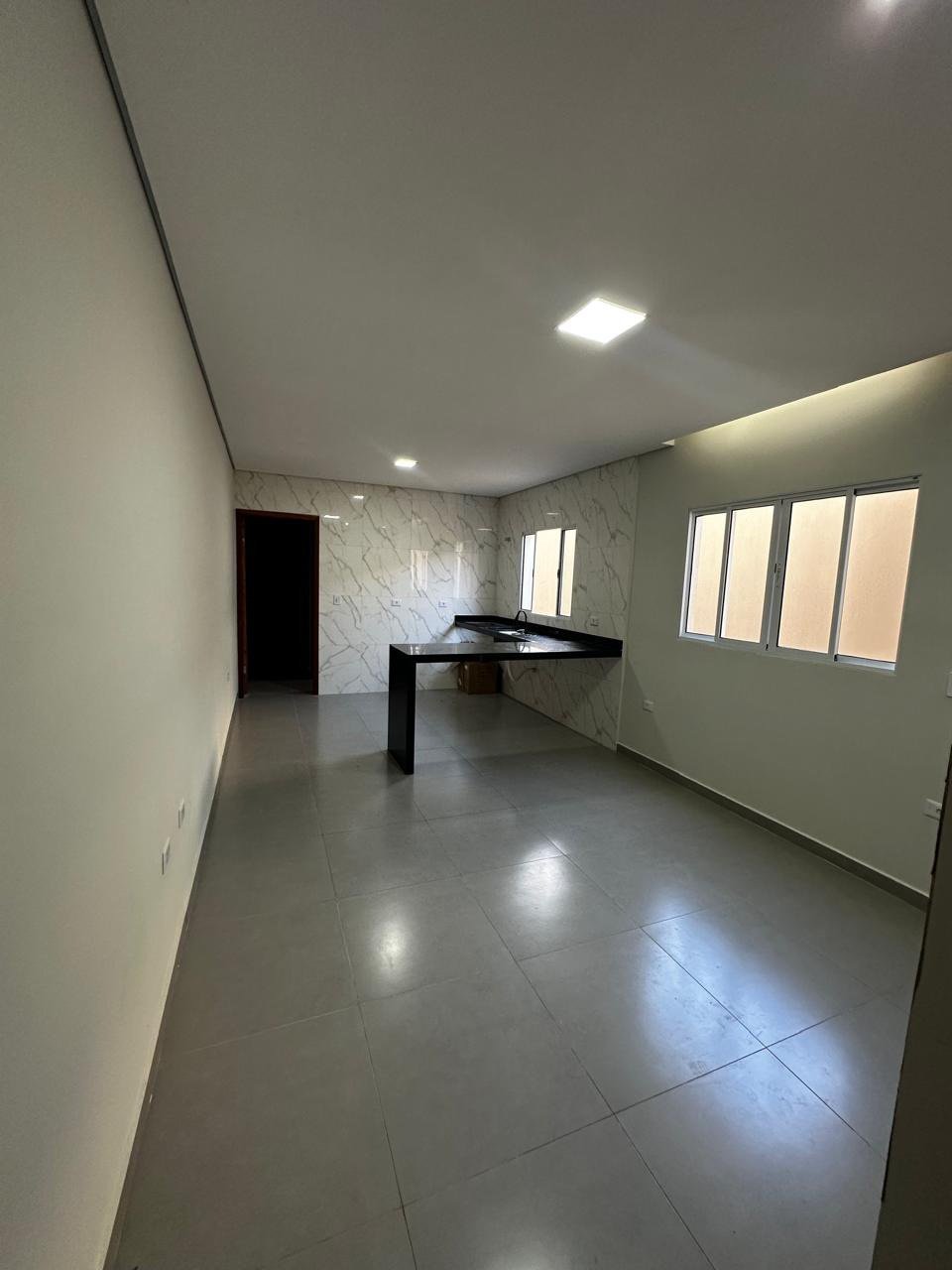Casa à venda com 2 quartos, sendo 1 suíte, em Nova Itanhaém, Itanhaém - SP