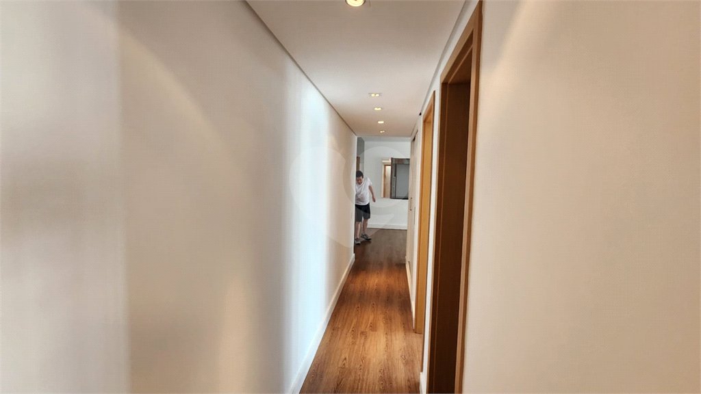 Apartamento no Condomínio Edifício Manaus em Ribeirão Preto para Venda