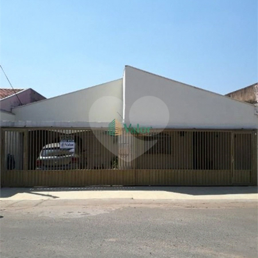 Casa á venda no cidade Aracy