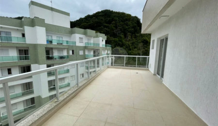 Cobertura à venda com 3 suítes em Praia Grande, Ubatuba, SP