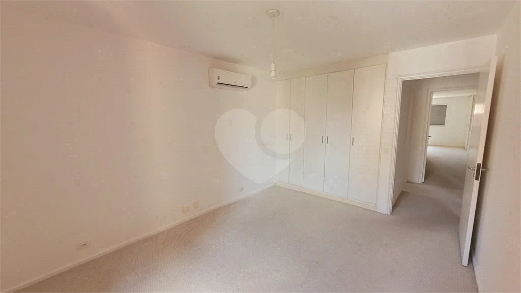 Apartamento sofisticado em localização privilegiada no Itaim Bibi – próximo ao Parque do Povo e Shopping JK Iguiatemi