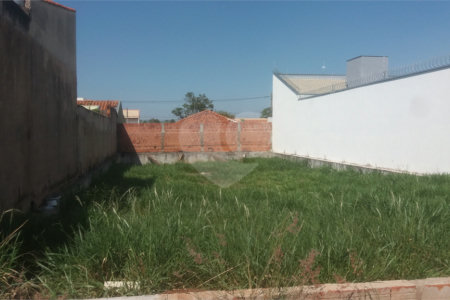 Terreno no Jardim Embaré.