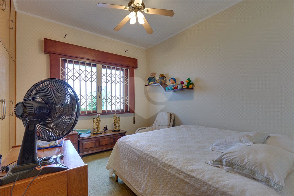 Casa Térrea à venda com 4 quartos, sendo 2 suítes, em Alto da Boa Vista, São Paulo, SP