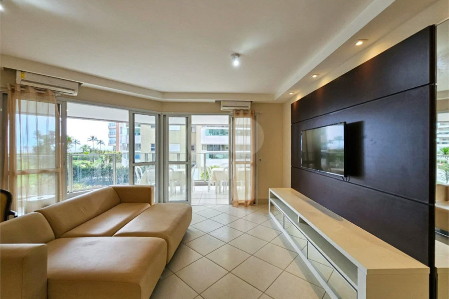 Apartamento à venda com 4 suítes em Riviera de São Lourenço, Bertioga, SP
