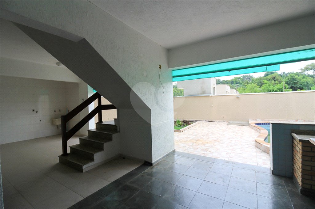 Casa térrea assobradada