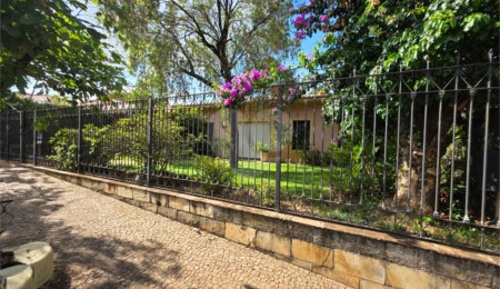 Casa à venda com 5 quartos, sendo 1 suíte,  em Jardim Macarengo, São Carlos, SP