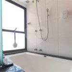 Apartamento de 200m² com 3 dormitórios, 2 suítes e 3 vagas em condomínio 1 por andar.