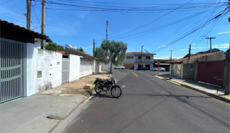 Casa à venda com 2 quartos em Loteamento Habitacional São Carlos 1, São Carlos, SP