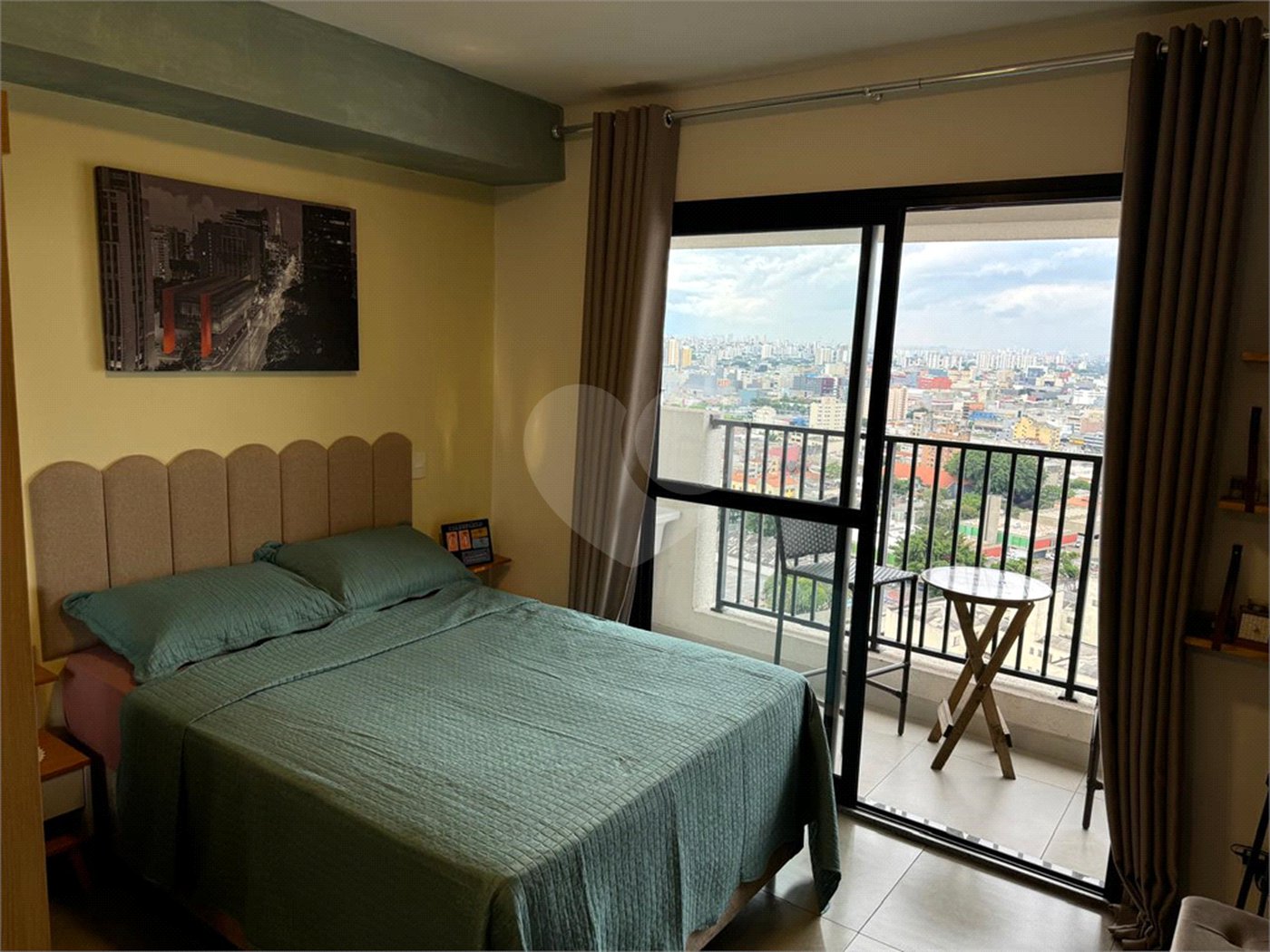 Apartamento 1 dormitório e vaga - Centro