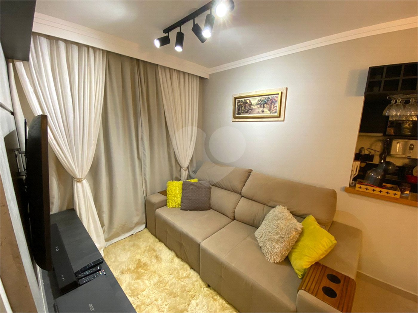 Apartamento mobiliado a venda na Vila Nery - São Carlos/SP