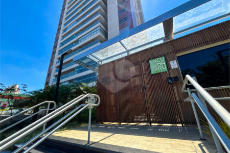 Apartamento à venda com 3 quartos, sendo 1 suíte,  em Jardim Marajoara, São Paulo, SP