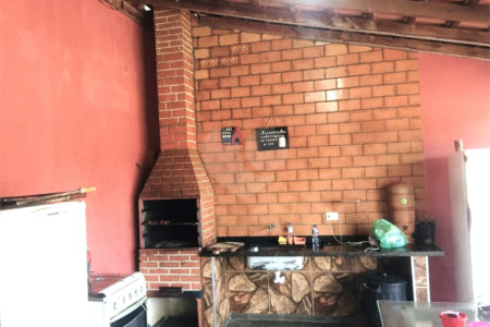 CHÁCARA COMPLETA À VENDA – CONFORTO, LAZER E NATUREZA