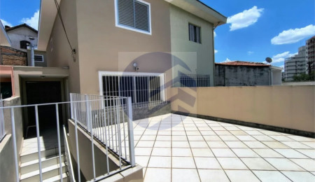 Sobrado à venda com 3 quartos, sendo 1 suíte,  em Vila Polopoli, São Paulo, SP