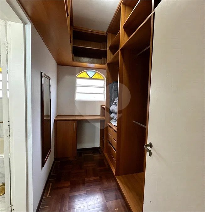 Casa/Chácara em Condomínio Fechado — Completa e com Lazer Exclusivo