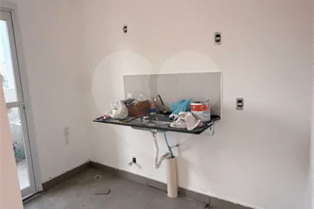 Apartamento à venda no Ipiranga – Avenida Cursino, 27 45 m² | 1 ou 2 dormitórios (conforme planta) | Lazer completo Apartamento moderno, bem distribuído e com excelente aproveitamento dos 45 m². Living para dois ambientes, cozinha integrada, dormitório(s) confortável(is) e um banheiro social. Plant