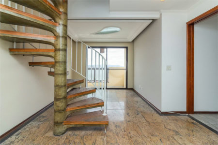 Duplex. 10 minutos para o Metrô