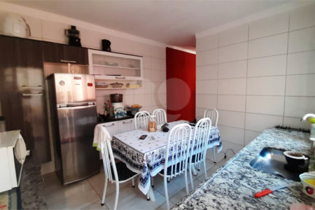 Casa sobrado no Jardim das Torres Prolongamento