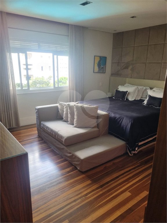 Apartamento à venda com 2 suítes em Cerqueira César, São Paulo, SP