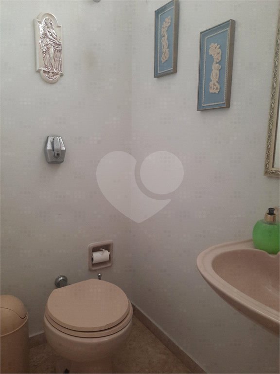Casa com 4 quartos e 3 suítes com ótimo lazer no Jardim Marajoara