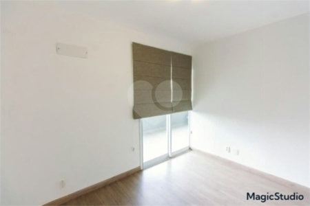 Apartamento com 66m², 2 dormitórios, 1 vaga de garagem, à venda na Barra Funda.