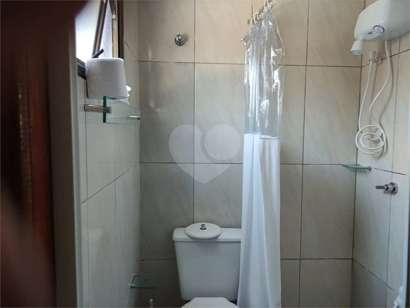 Casa à venda com 6 quartos, sendo 3 suítes, em Costa do Sol, Bertioga, SP