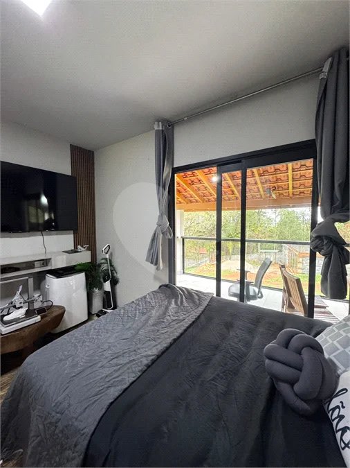Chácara à venda com 3 quartos em Loteamento Recanto da Paz, São Roque, SP