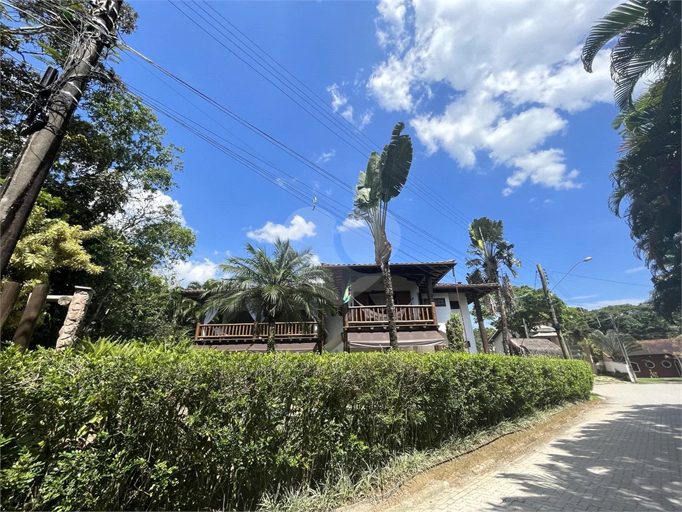 Casa à venda com 4 suítes em Costa do Sol, Bertioga, SP