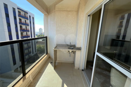 Apartamento mobiliado com 2 dormitórios sendo 1 suíte