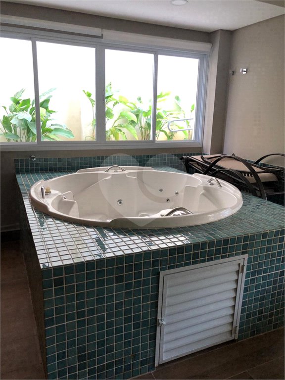 VIVA O LUXO DE PINHEIROS,: APARTAMENTOS EXCLUSIVOS COM LAZER DE CLUBE!APARTAMENTO 2 SUITES,2 VAGAS,TOTALMENTE MOBILIADO,JACUZZI,AR CONDICIONADO EM TODOS AMBIENTE.