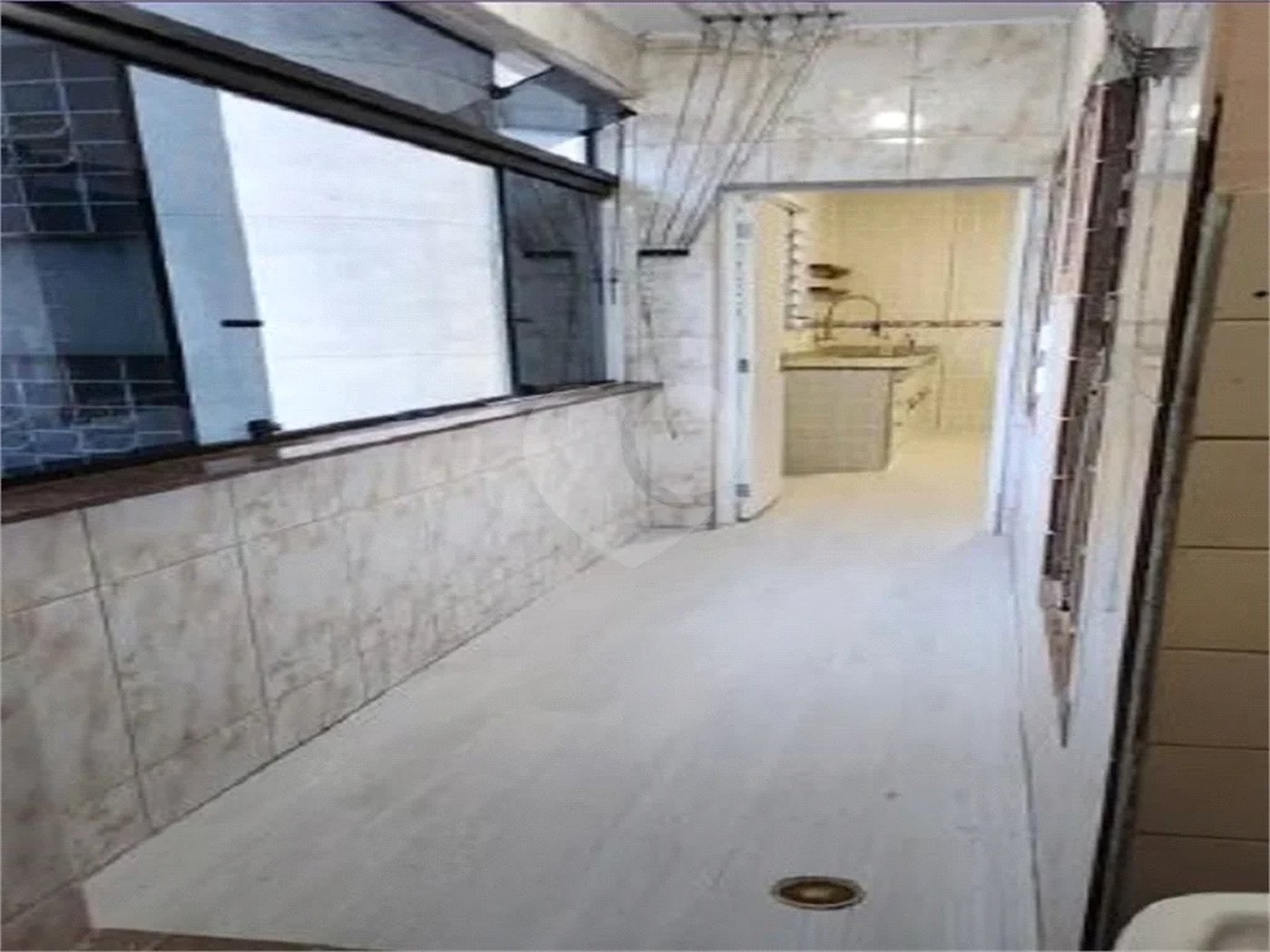 Apartamento à venda no bairro Barra Funda.