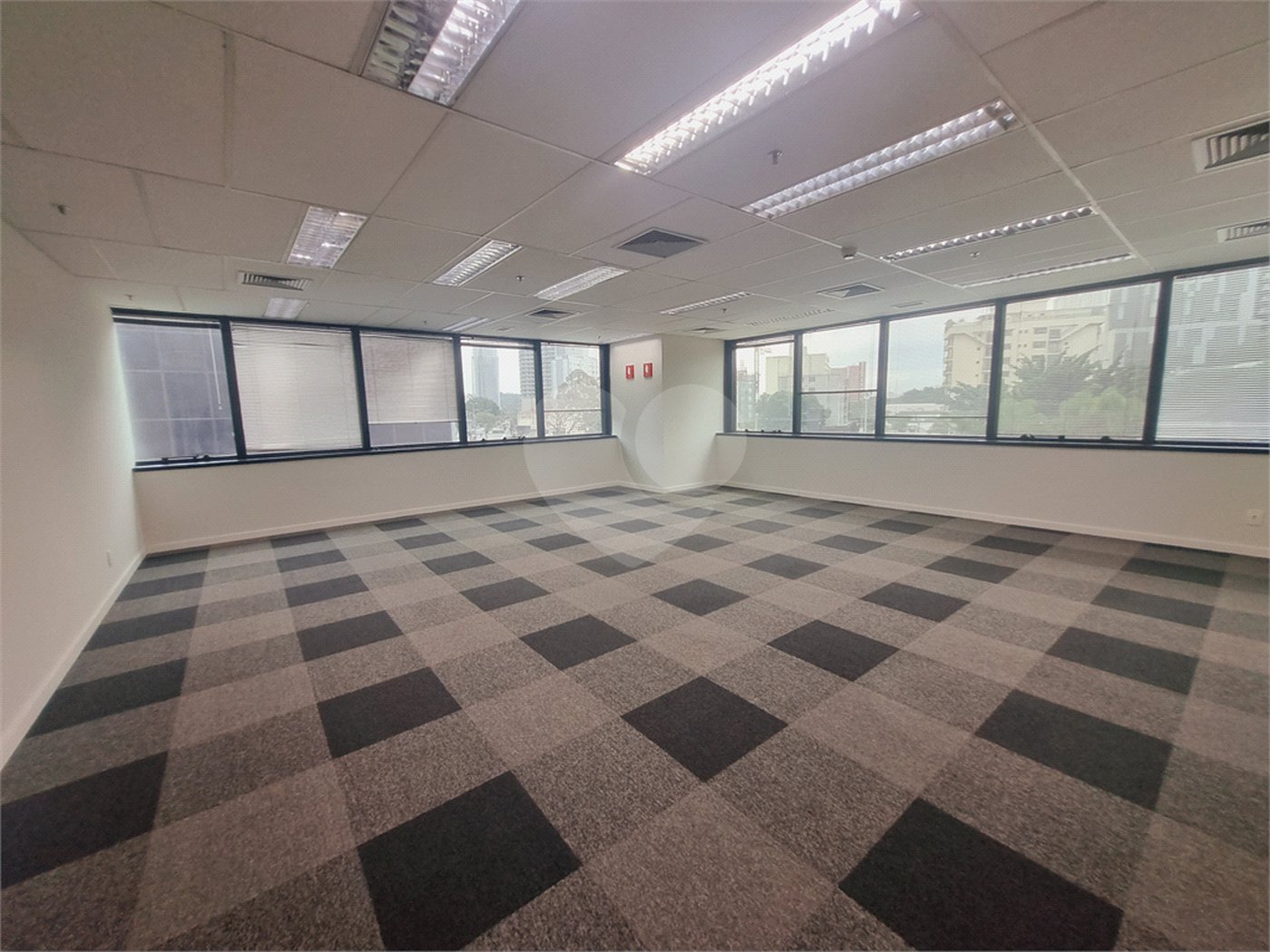 Conjunto Comercial de 775 m² – Venda ou Locação – Pinheiros, São Paulo