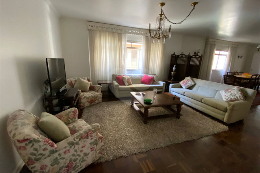 Apartamento à venda com 3 quartos, sendo 1 suíte, em Itaim Bibi, São Paulo, SP