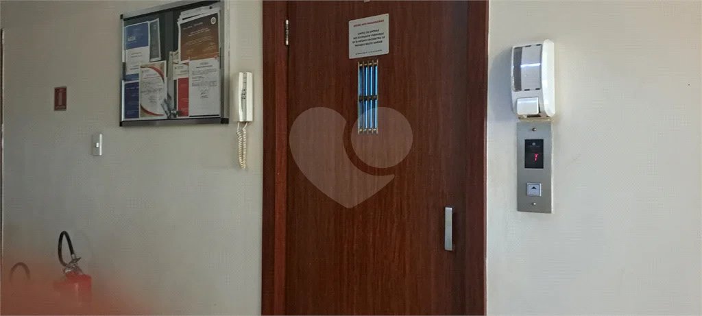 Apartamento à Venda na Aclimação