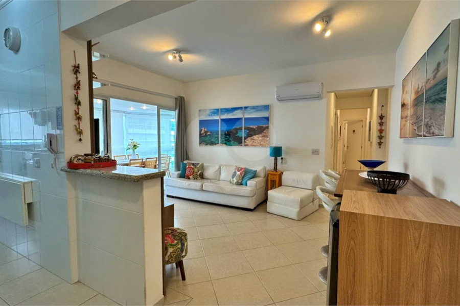 Apartamento à venda com 3 quartos, sendo 1 suíte, em Riviera de São Lourenço, Bertioga, SP