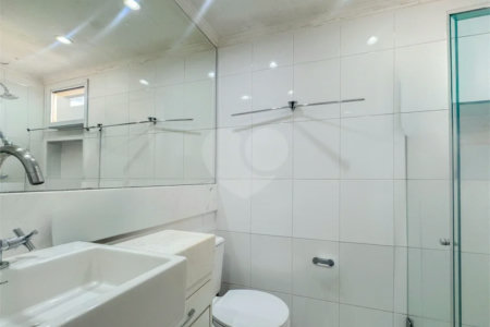 Apartamento à enda no Jd. Anália Franco