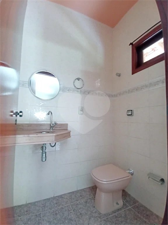 Casa a Venda no Condomínio Vista Alegre - Café em Vinhedo/SP