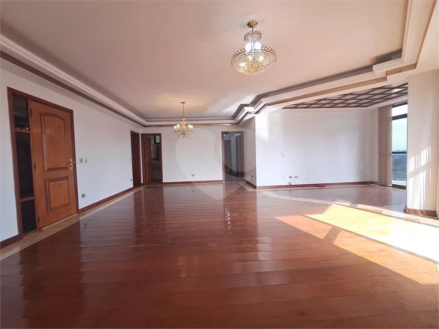 Apartamento à Venda no Edifício Itapema no Bairro Centro em Piracicaba/SP.