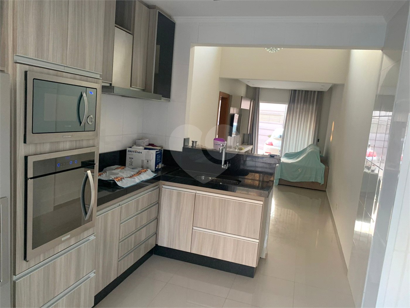 Linda casa Mobiliada e com piscina - Nova Cerejeiras - Atibaia