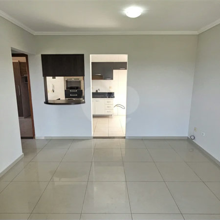 Apartamento Locação Condomínio Anguri com 02 dormitórios com Ar e Sacada