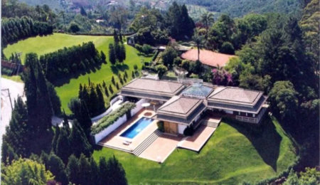 Casa à venda com 4 suítes,  em Roseira, Mairiporã, SP