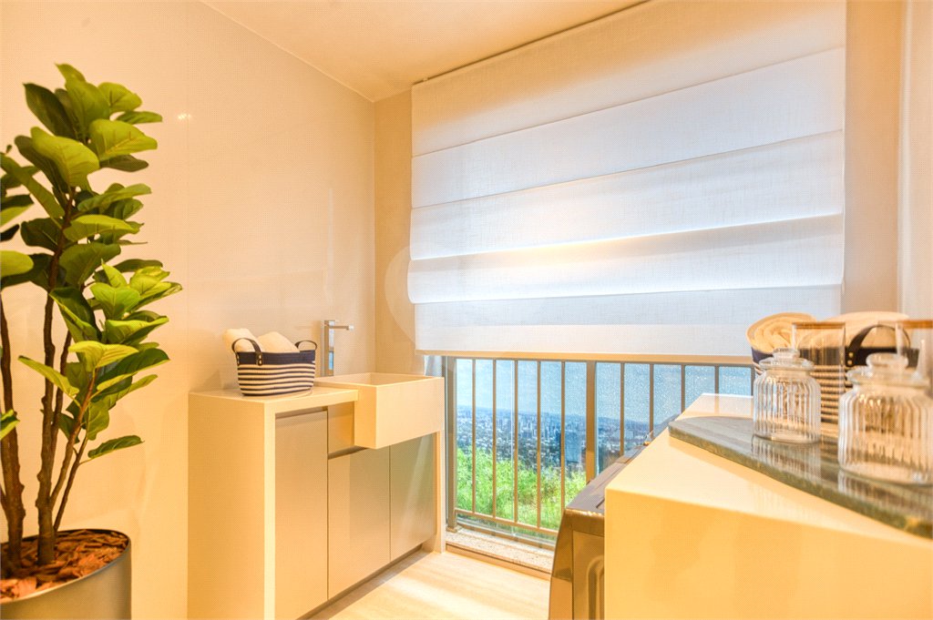 Apartamento à venda com 4 suítes em Pinheiros, São Paulo, SP