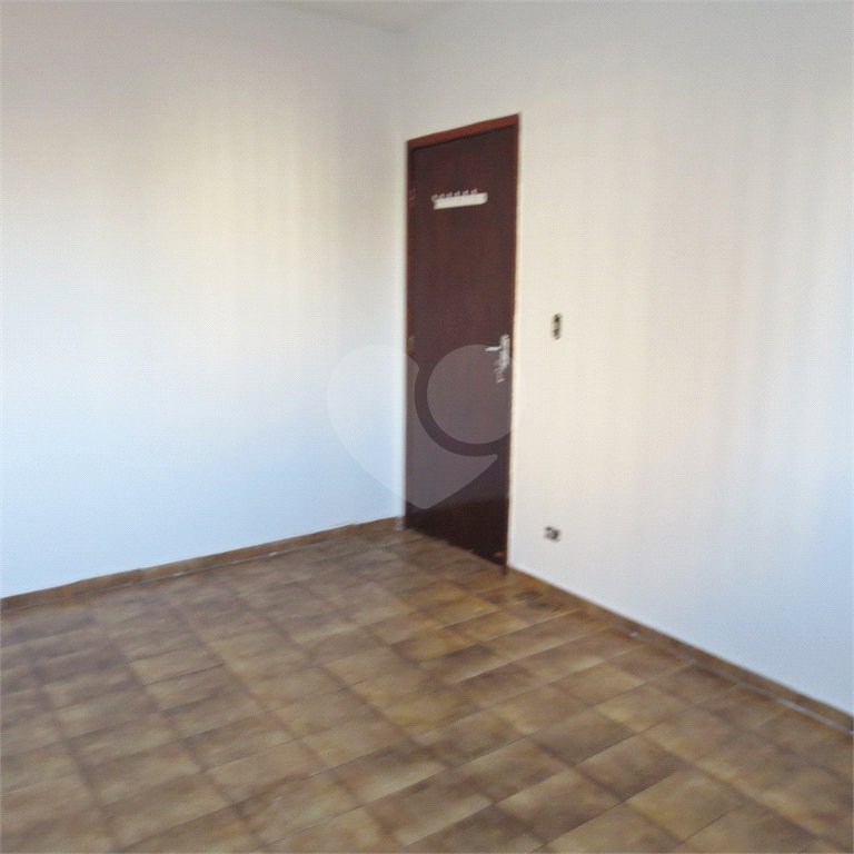 Sobrado Conservado na Saúde- 230m2 - 3 Quartos/1 Suíte/2 Vagas