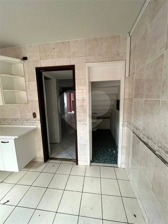Casa com 125m², 2 dormitórios, 1 vaga, à venda na Vila Harmonia em Guarulhos.