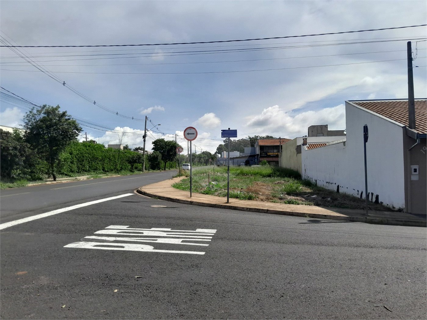 Terreno para venda no Parque dos Flamboyant em São Carlos.