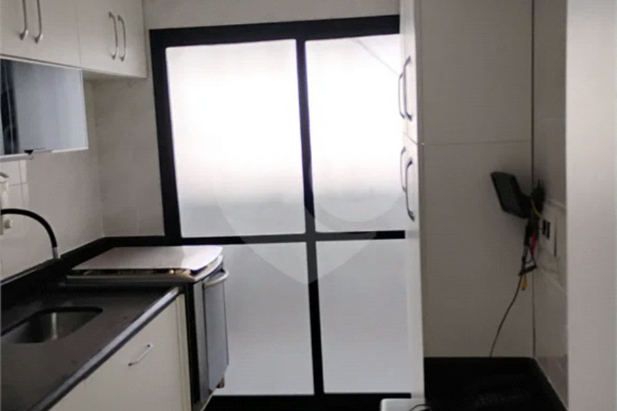 Vende-se apartamento na Vila Mascote