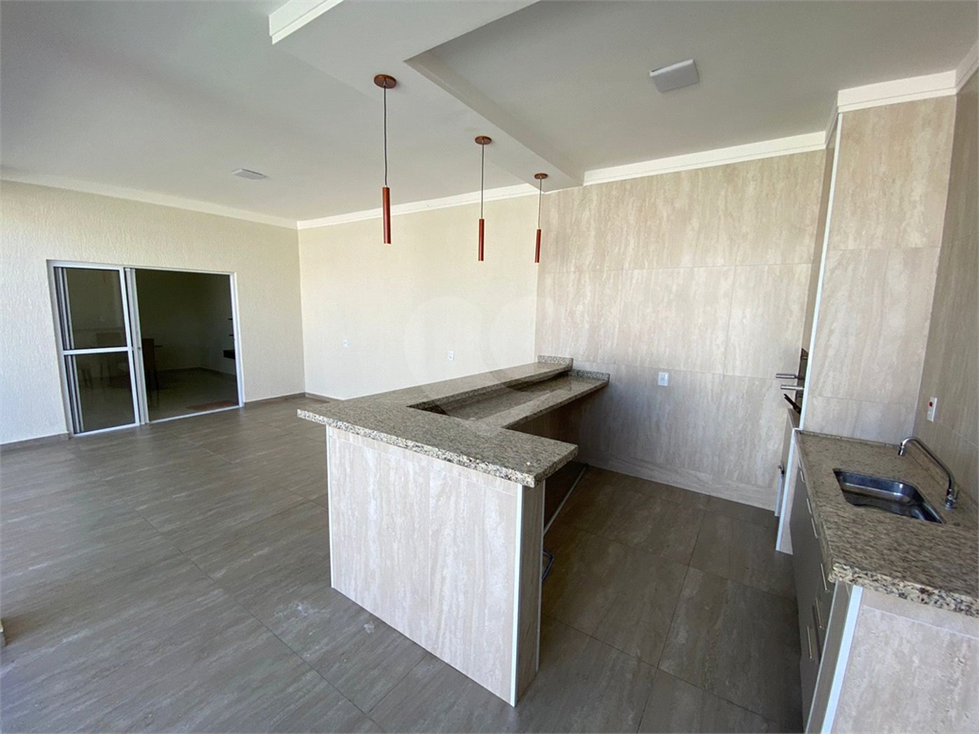 Casa térrea com piscina para venda no Residencial Arcoville