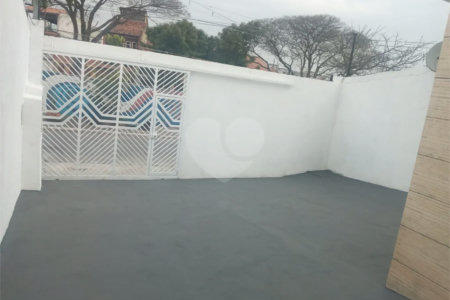 Casa com 180m², 3 quartos (1 suíte) e 5 vagas de garagem, à venda em São Mateus