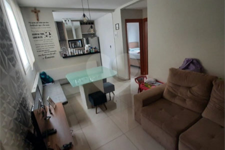 Apartamento no Condomínio Residencial Monte Logan